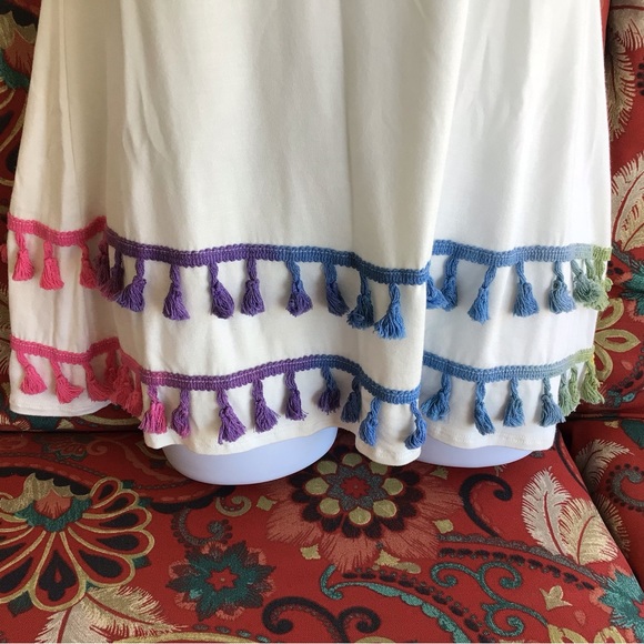 Tank Top with Tassel Trim sz S NWT - Picture 2 of 3